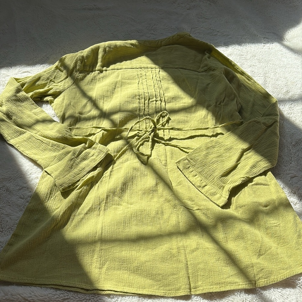 Reitmans Chartreuse Tunic Size Large Petite | Boho Style | Pin-Tuck Blouse | - Picture 8 of 8